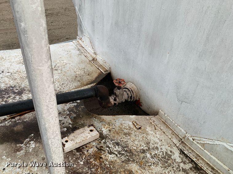 image for item DM7783 Fuel tank