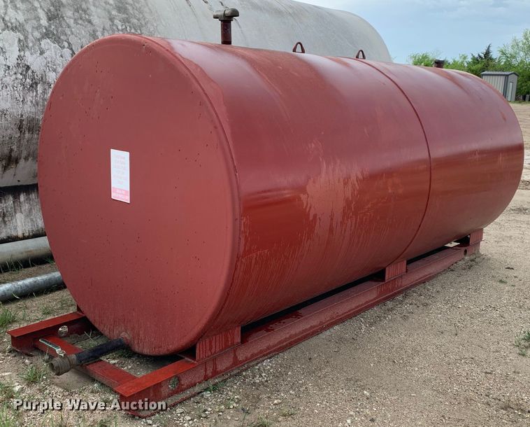 image for item DM7784 Fuel tank