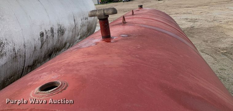 image for item DM7784 Fuel tank