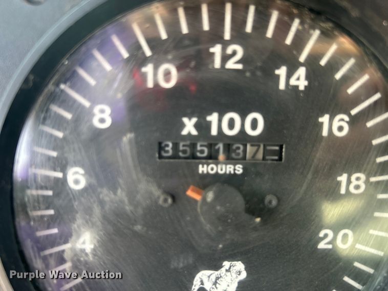 image for item DN0715 1998 Mack CH613 dump truck