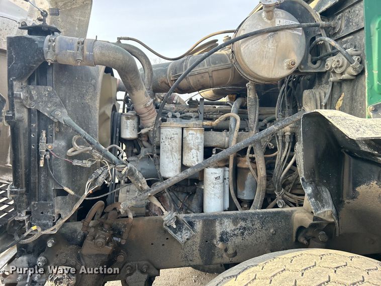 image for item DN0715 1998 Mack CH613 dump truck