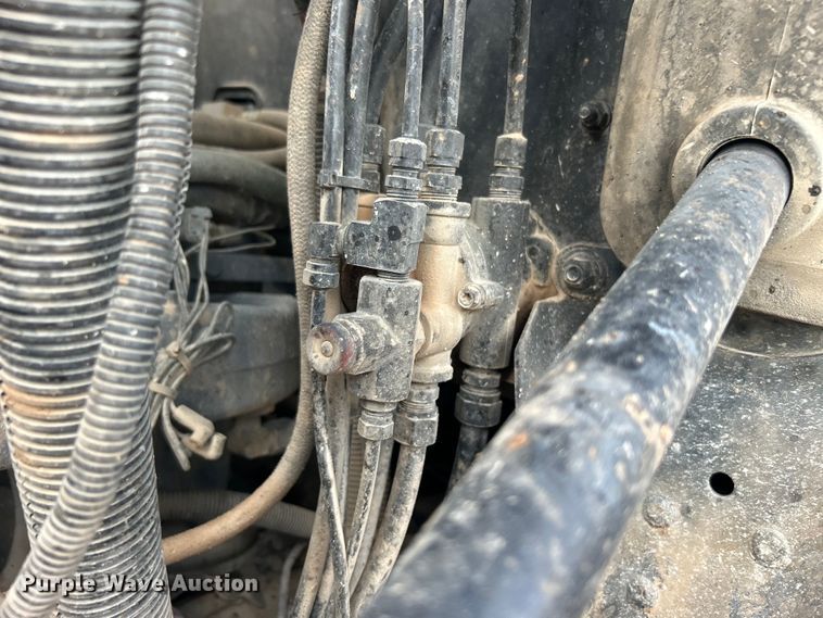 image for item DN0715 1998 Mack CH613 dump truck