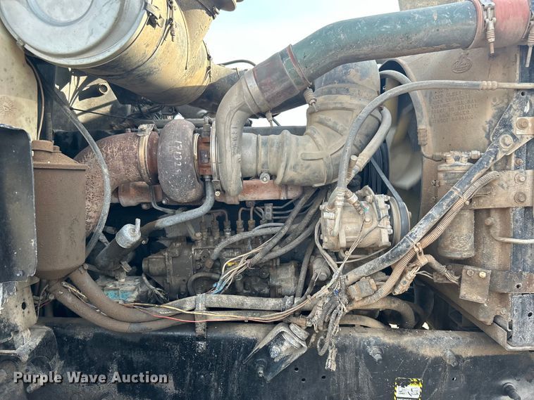 image for item DN0715 1998 Mack CH613 dump truck