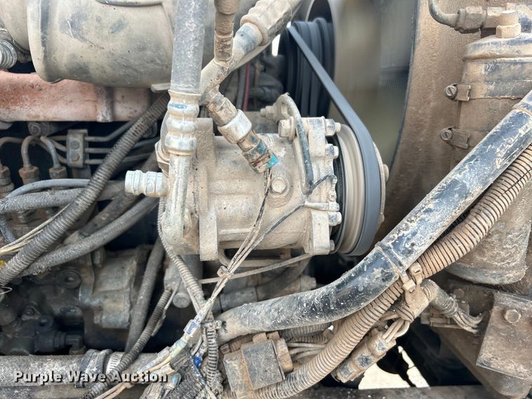 image for item DN0715 1998 Mack CH613 dump truck