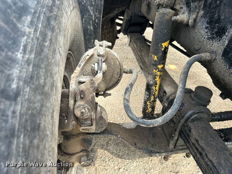 image for item DN0715 1998 Mack CH613 dump truck