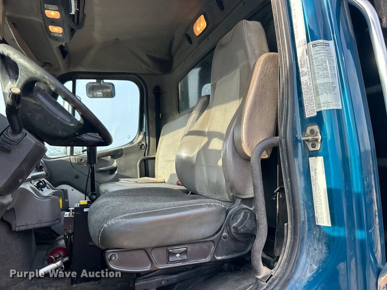 image for item DN0716 2014 Freightliner Business Class M2 dump truck