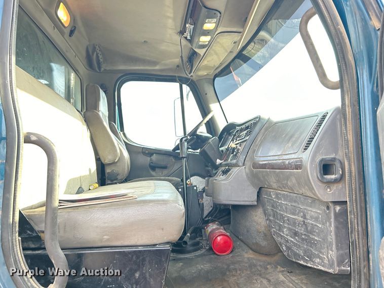 image for item DN0716 2014 Freightliner Business Class M2 dump truck