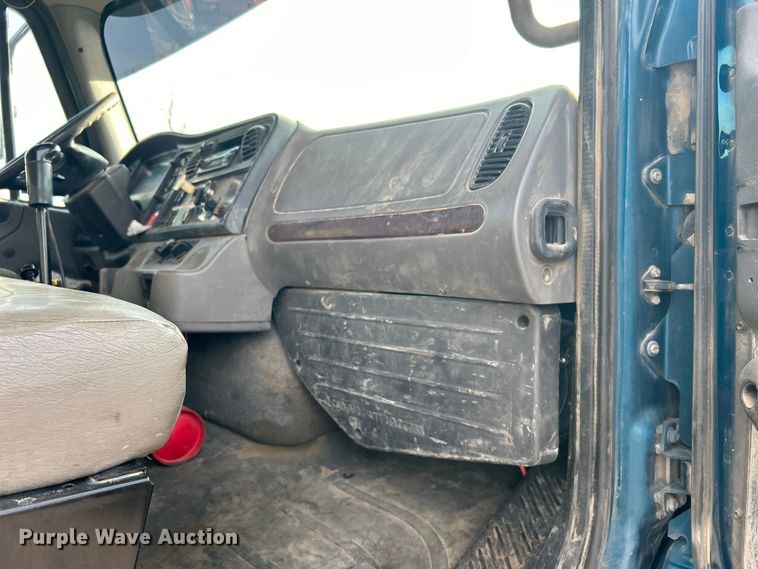 image for item DN0716 2014 Freightliner Business Class M2 dump truck