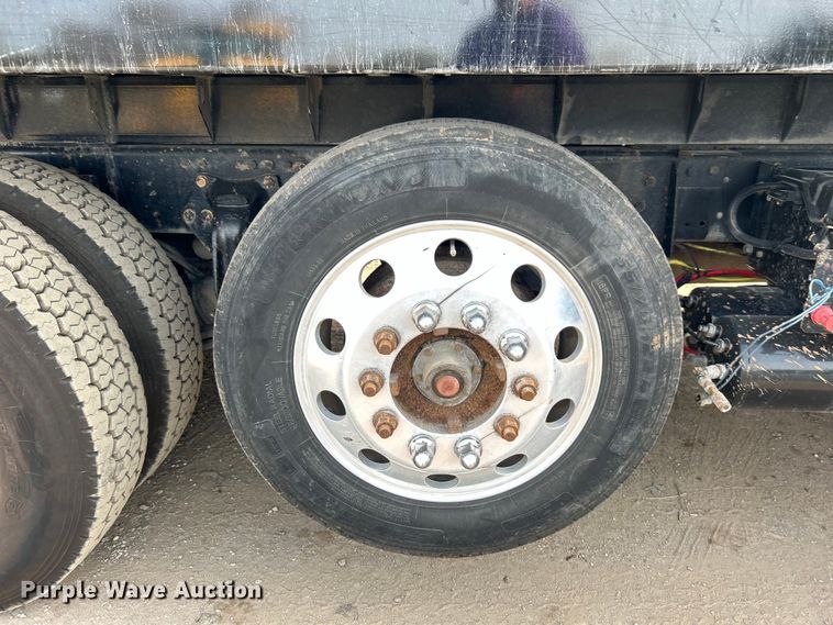 image for item DN0716 2014 Freightliner Business Class M2 dump truck