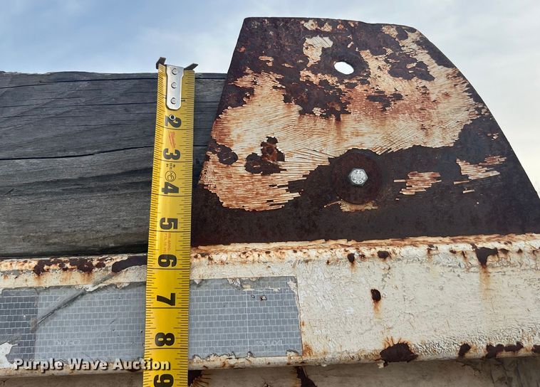 image for item DN0718 1998 International  9200 dump truck