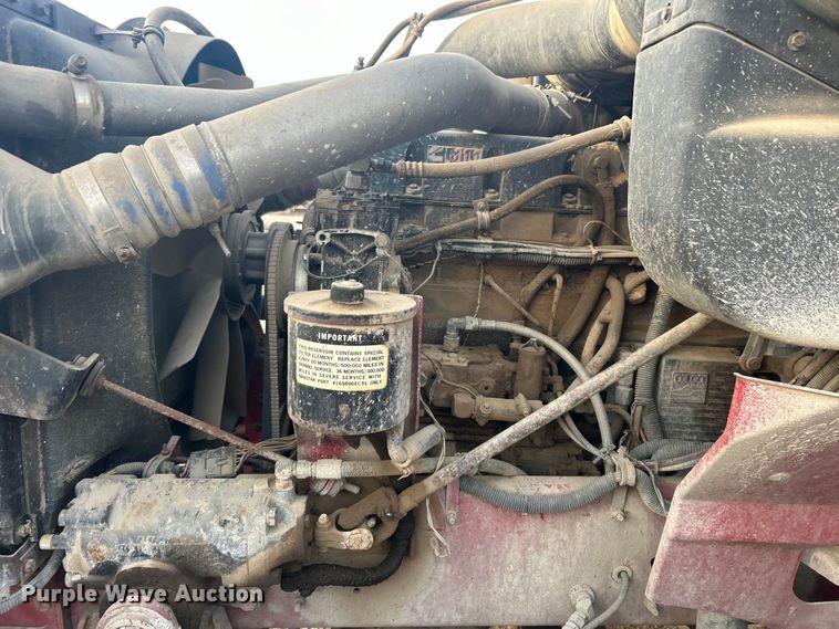 image for item DN0718 1998 International  9200 dump truck