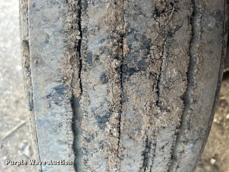 image for item DN0718 1998 International  9200 dump truck