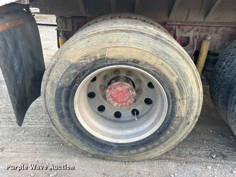 image for item DN0718 1998 International  9200 dump truck