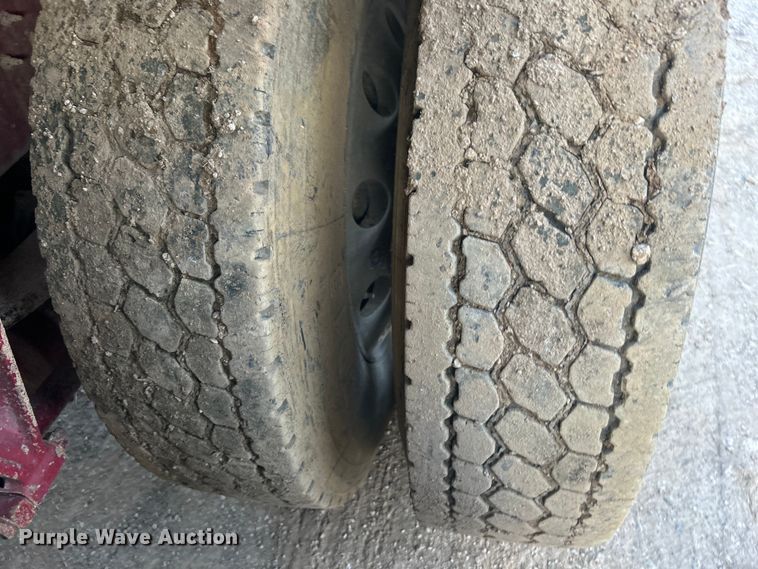 image for item DN0718 1998 International  9200 dump truck