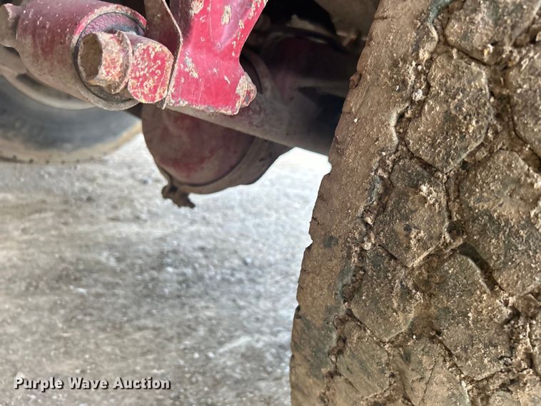 image for item DN0718 1998 International  9200 dump truck