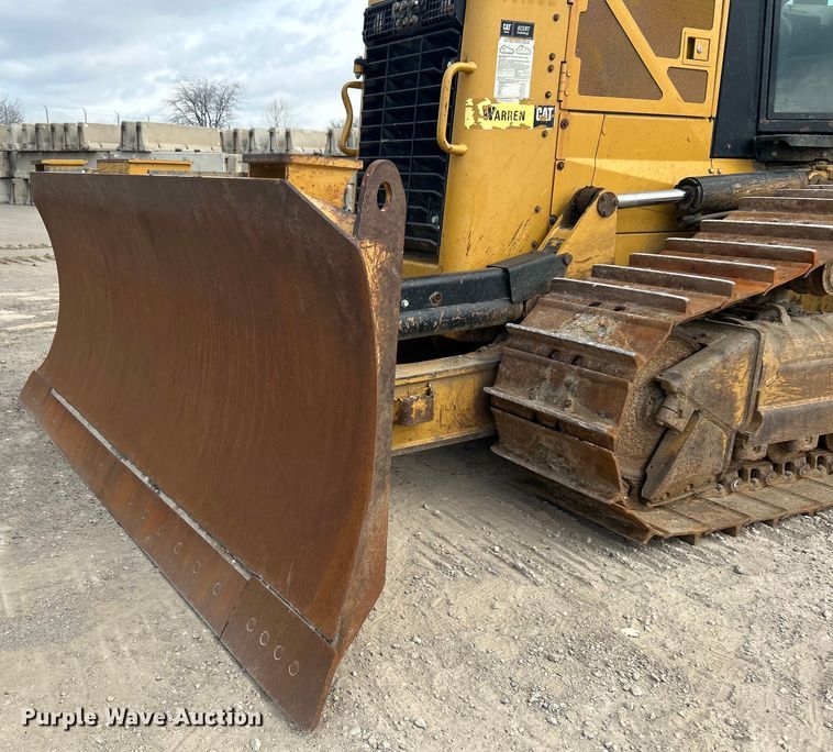 image for item DO1002 Caterpillar D6N XL dozer