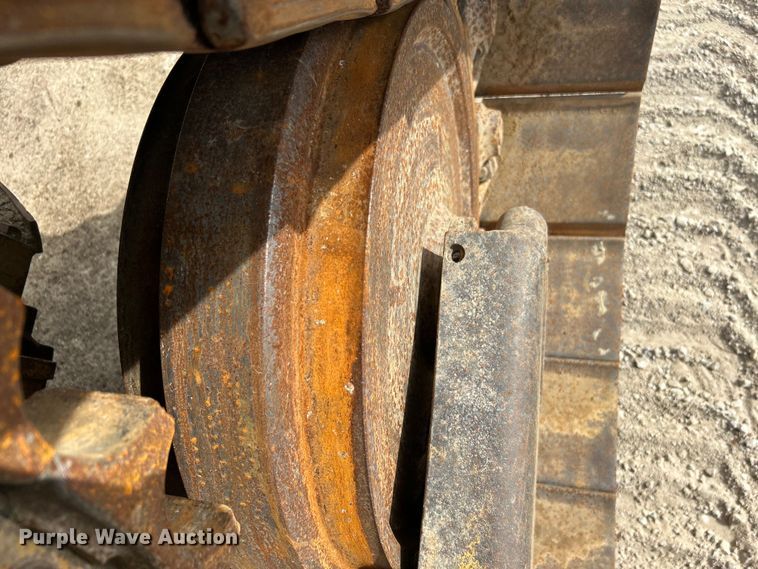 image for item DO1002 Caterpillar D6N XL dozer