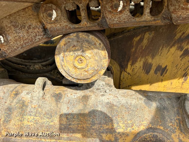 image for item DO1002 Caterpillar D6N XL dozer