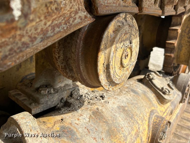 image for item DO1002 Caterpillar D6N XL dozer