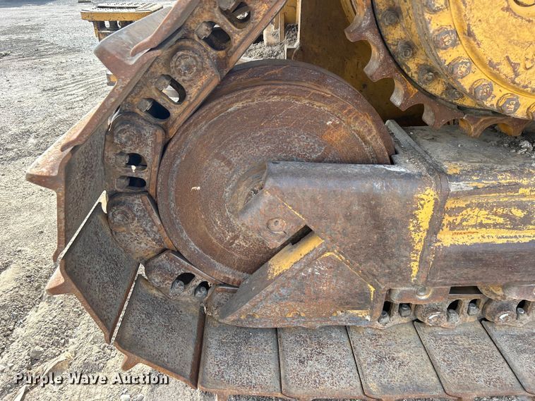 image for item DO1002 Caterpillar D6N XL dozer