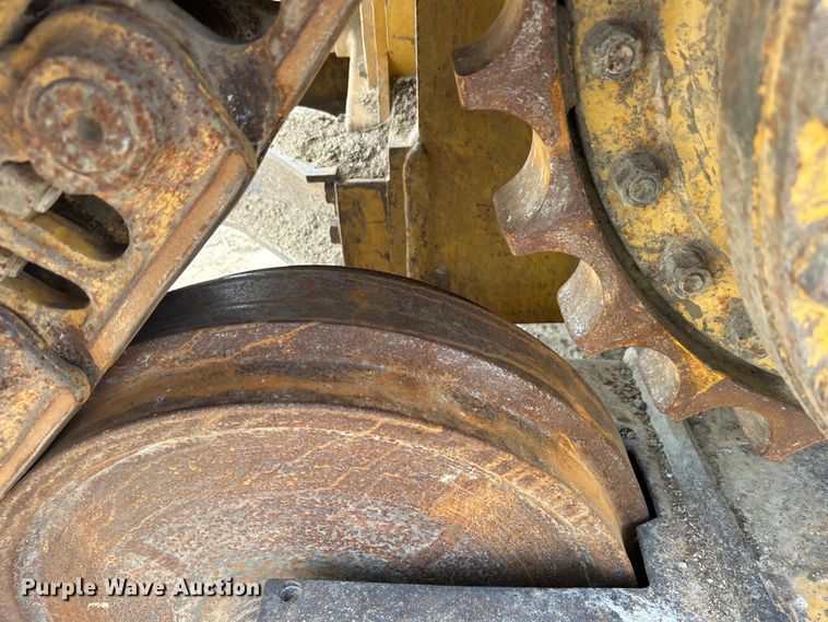 image for item DO1002 Caterpillar D6N XL dozer