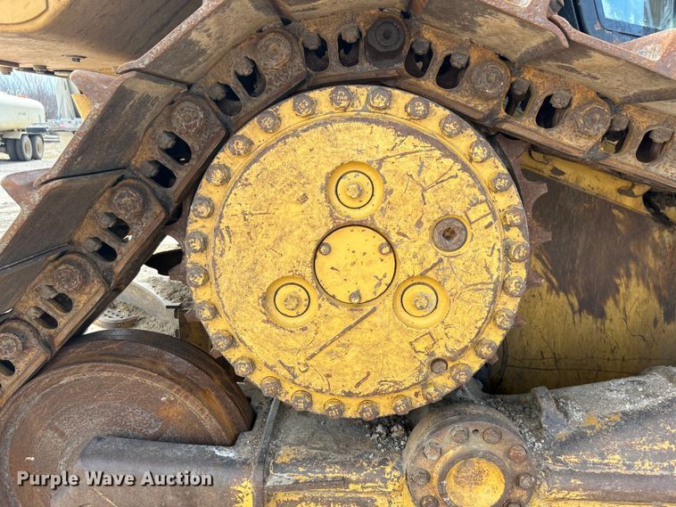 image for item DO1002 Caterpillar D6N XL dozer