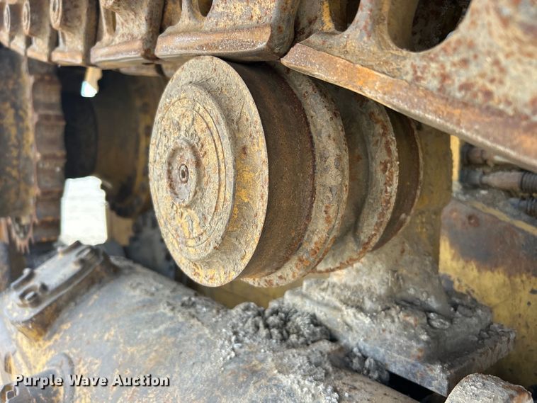 image for item DO1002 Caterpillar D6N XL dozer