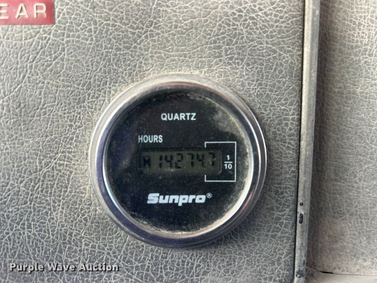 image for item DO1007 2005 Kenworth T300 truck cab and chassis