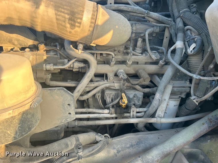 image for item DO1007 2005 Kenworth T300 truck cab and chassis