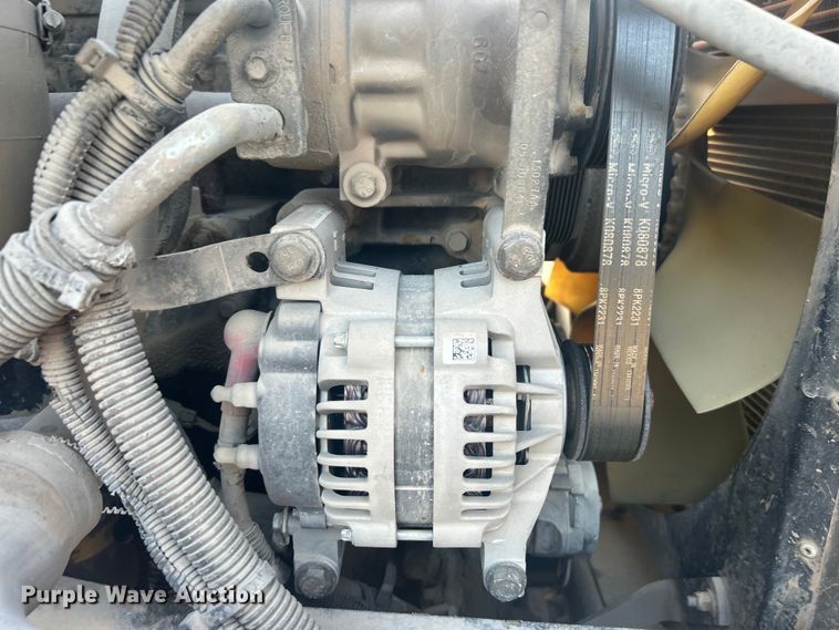 image for item DO1007 2005 Kenworth T300 truck cab and chassis