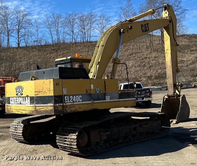 image for item DO3277 1992 Caterpillar EL240C excavator