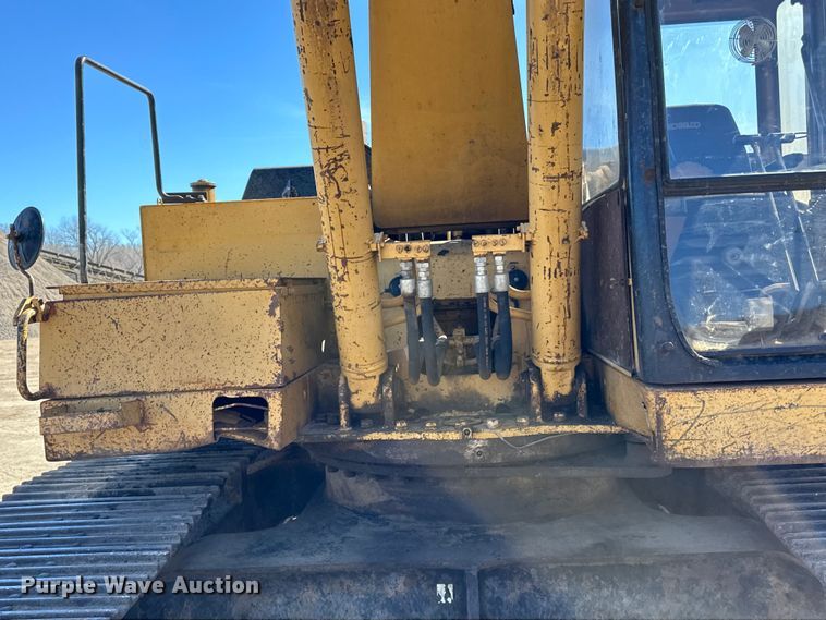 image for item DO3277 1992 Caterpillar EL240C excavator