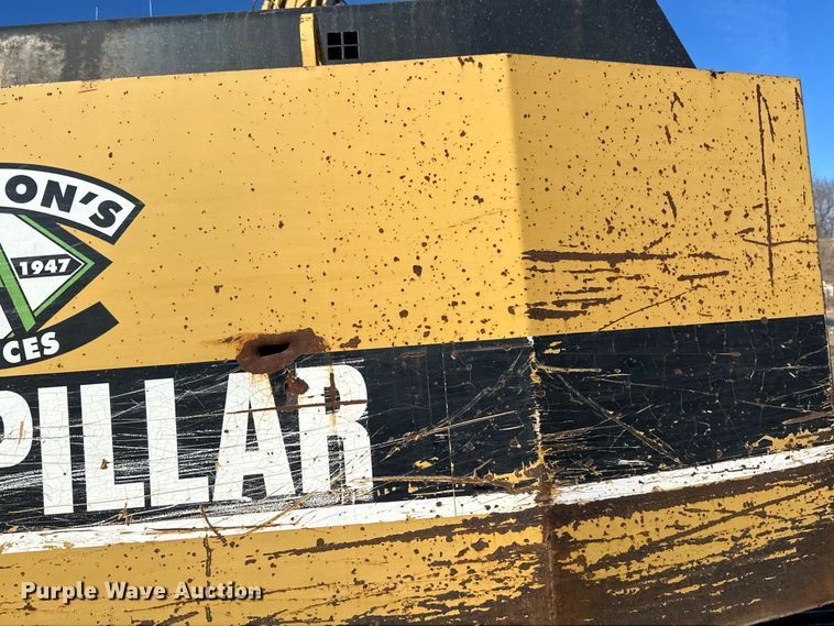 image for item DO3277 1992 Caterpillar EL240C excavator