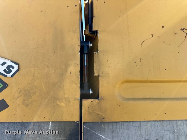 image for item DO3277 1992 Caterpillar EL240C excavator