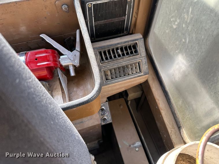 image for item DO3277 1992 Caterpillar EL240C excavator