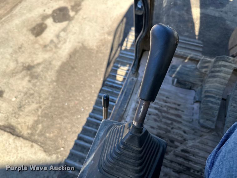 image for item DO3277 1992 Caterpillar EL240C excavator