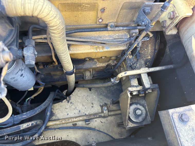 image for item DO3277 1992 Caterpillar EL240C excavator