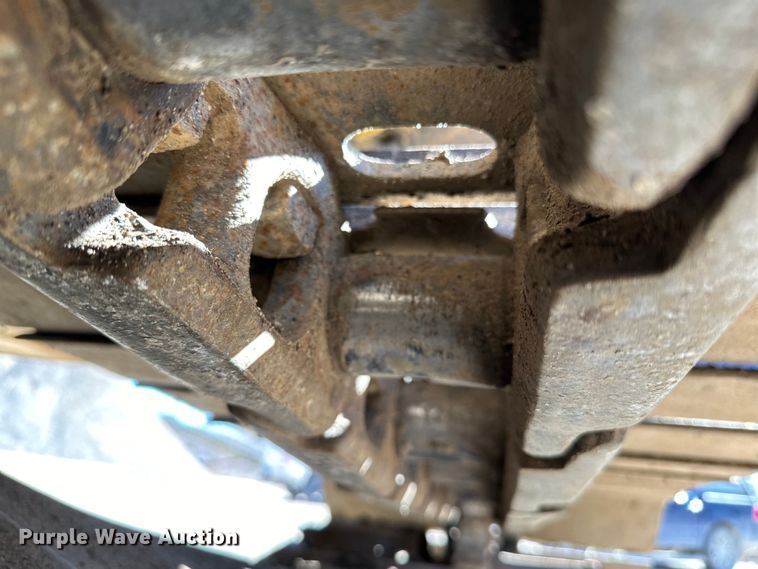 image for item DO3277 1992 Caterpillar EL240C excavator