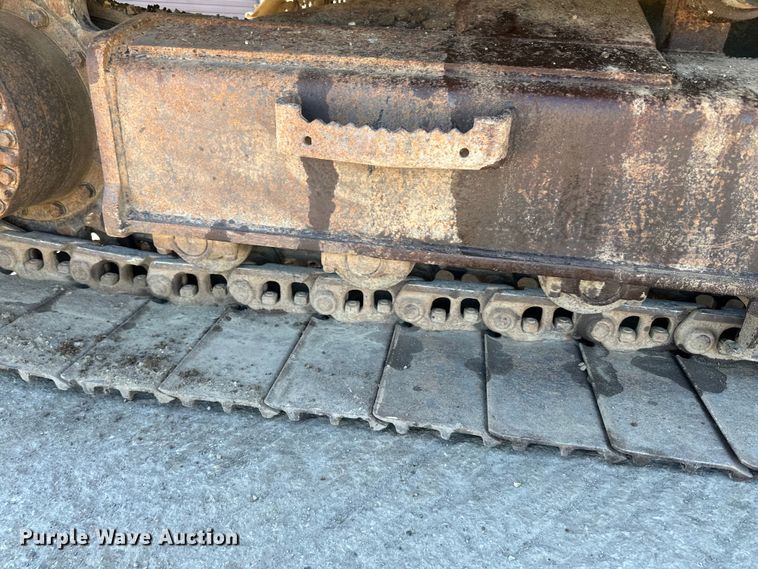 image for item DO3277 1992 Caterpillar EL240C excavator