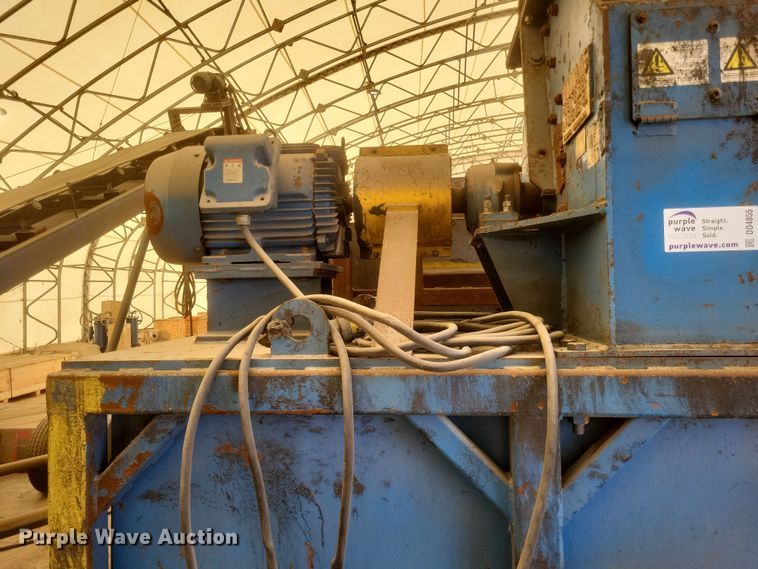 image for item DO4855 Williams  crusher