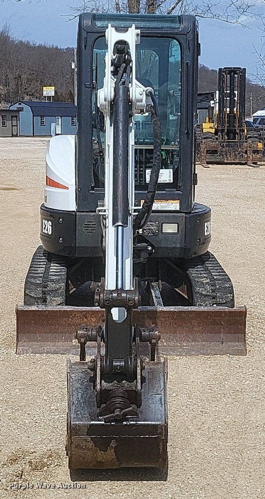image for item DO4869 2016 Bobcat E26 mini excavator