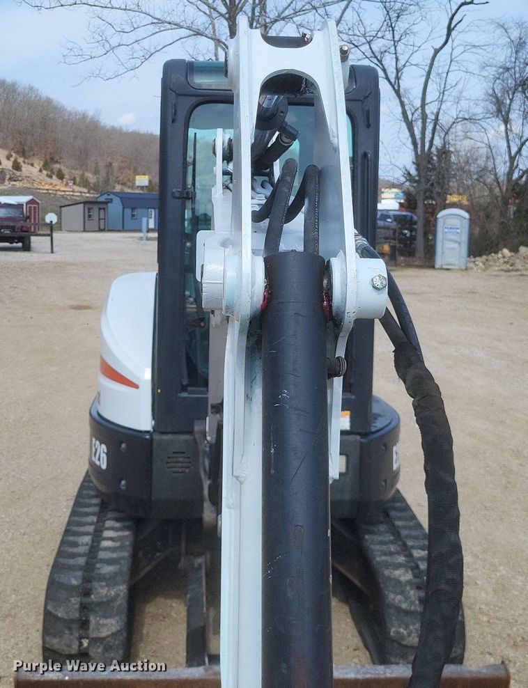 image for item DO4869 2016 Bobcat E26 mini excavator
