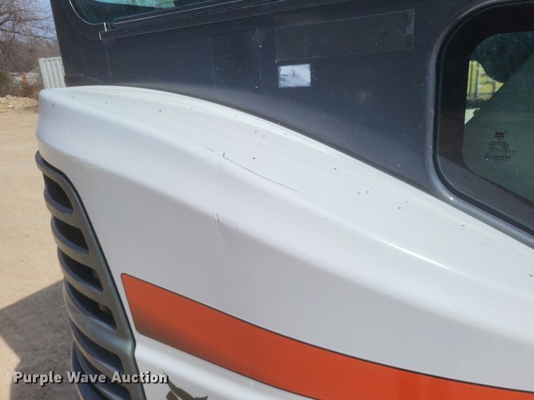 image for item DO4869 2016 Bobcat E26 mini excavator