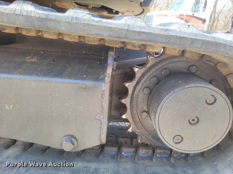 image for item DO4869 2016 Bobcat E26 mini excavator