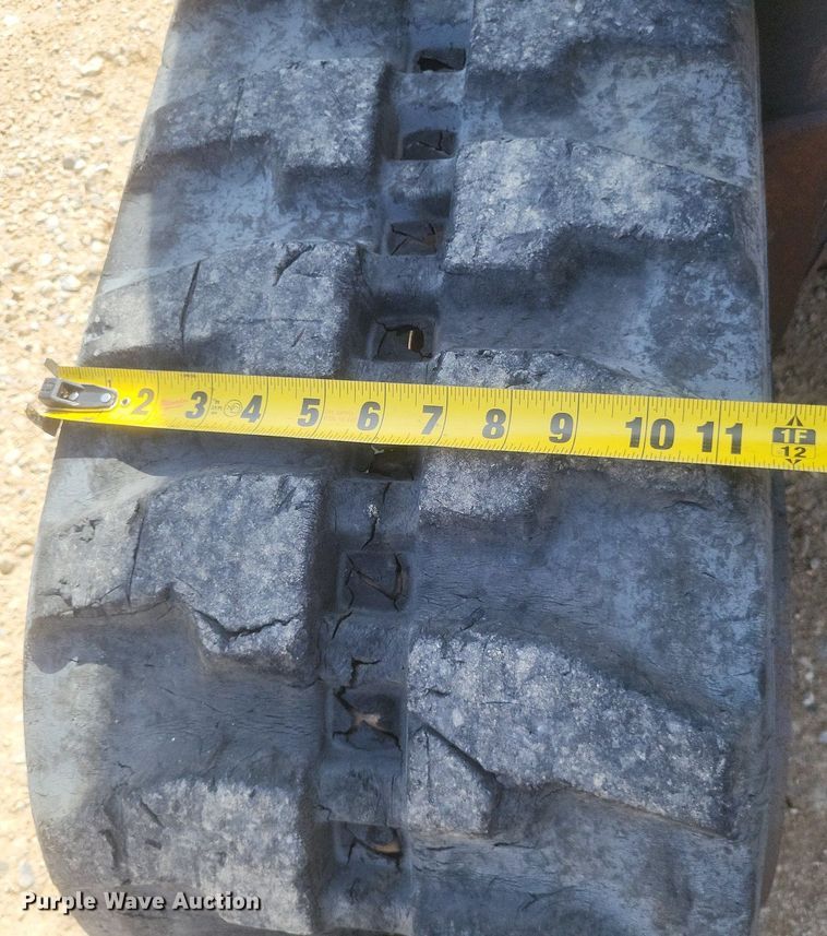 image for item DO4869 2016 Bobcat E26 mini excavator