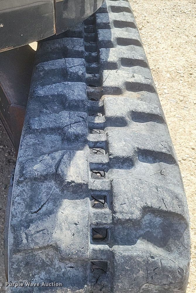 image for item DO4869 2016 Bobcat E26 mini excavator