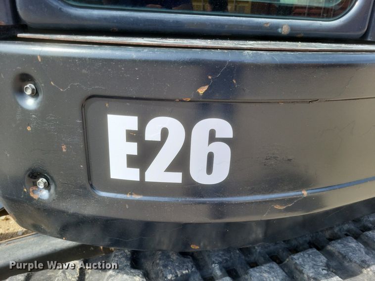 image for item DO4869 2016 Bobcat E26 mini excavator