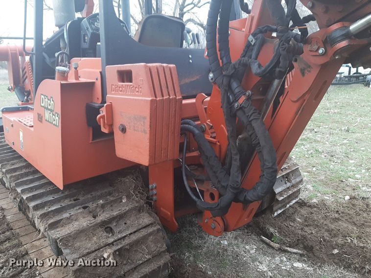 image for item DP2711 2009 Ditch Witch HT115 cable plow