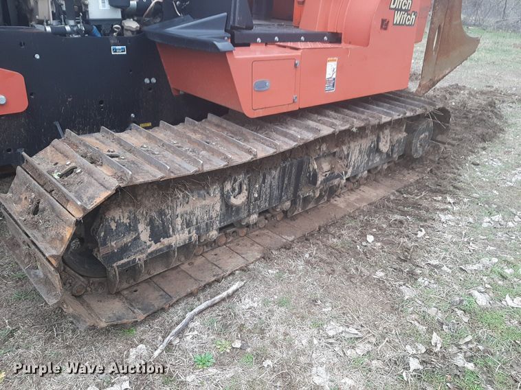 image for item DP2711 2009 Ditch Witch HT115 cable plow