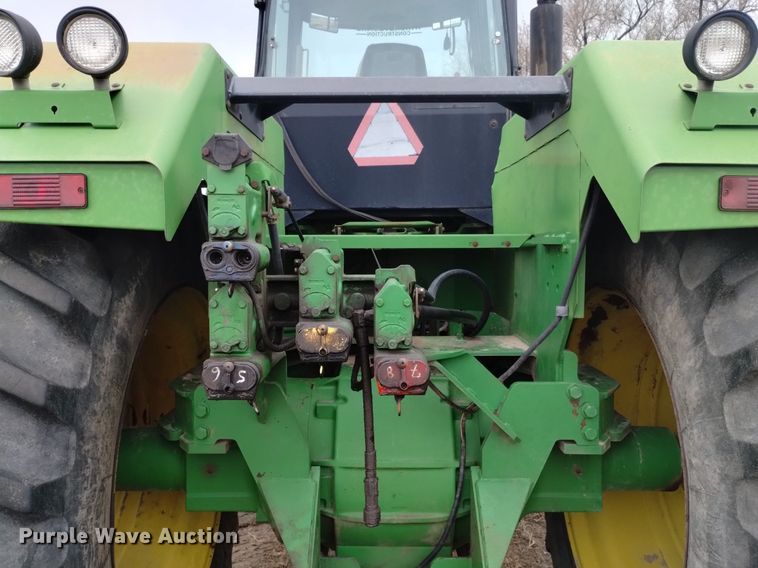 image for item DQ6021 1991 John Deere 8760 4WD tractor
